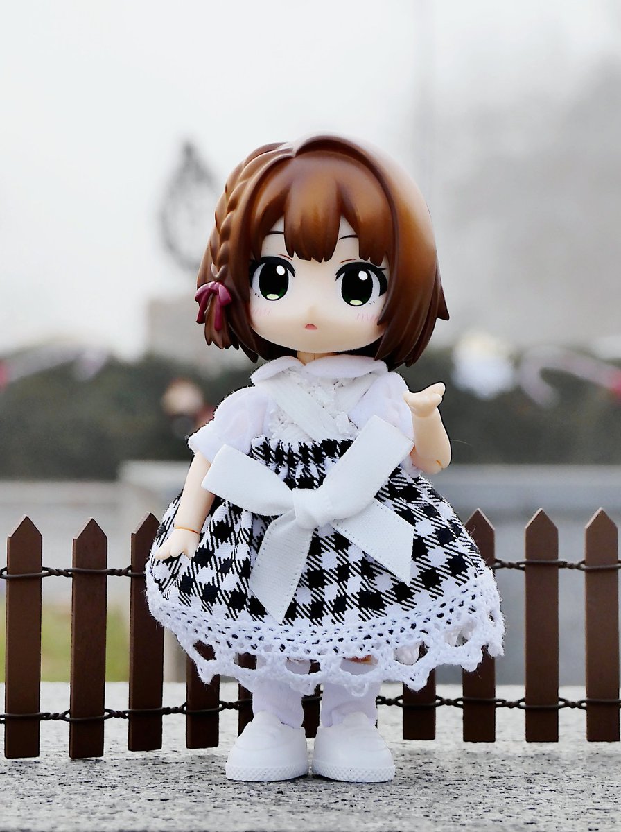 Jucuky's tweet photo. Foggy weather has come back, but I don't mind because I like it 😍 And Rosie is always adorable 😍😍
#nendoroiddoll #nendoroid
#rose #rosie #Gyula #GSC https://t.co/NieLTAEc40