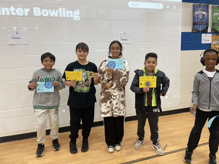BearCreekElem's tweet photo. Blue Paws and Golden Paws were awarded to students for following the Creek Credo. 
One student was recognized for working hard to meet I-Ready minutes. Their teacher said: This Cub makes sure to complete minutes every week in math and in reading. 
Great job Cubs! https://t.co/SIakfrDIa0