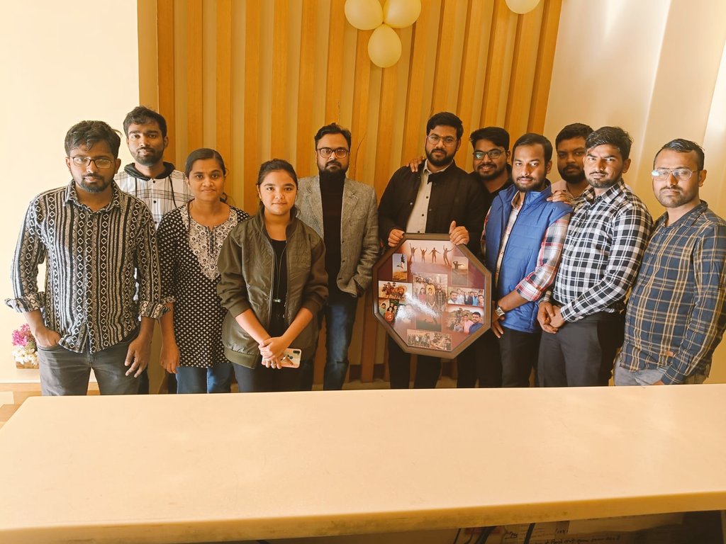 Murarka Lab IIT Jodhpur (@smlab_iitj) on Twitter photo Today, we bid farewell to our PhD student <a href="/sudhir859/">Sudhir Kumar Hota</a>. Sudhir has been an invaluable member of our group, and we wish him all the success in his postdoctoral research career. All the best Sudhir!
<a href="/SM_IITJ/">Sandip Murarka</a> Today, we bid farewell to our PhD student <a href="/sudhir859/">Sudhir Kumar Hota</a>. Sudhir has been an invaluable member of our group, and we wish him all the success in his postdoctoral research career. All the best Sudhir!
<a href="/SM_IITJ/">Sandip Murarka</a>