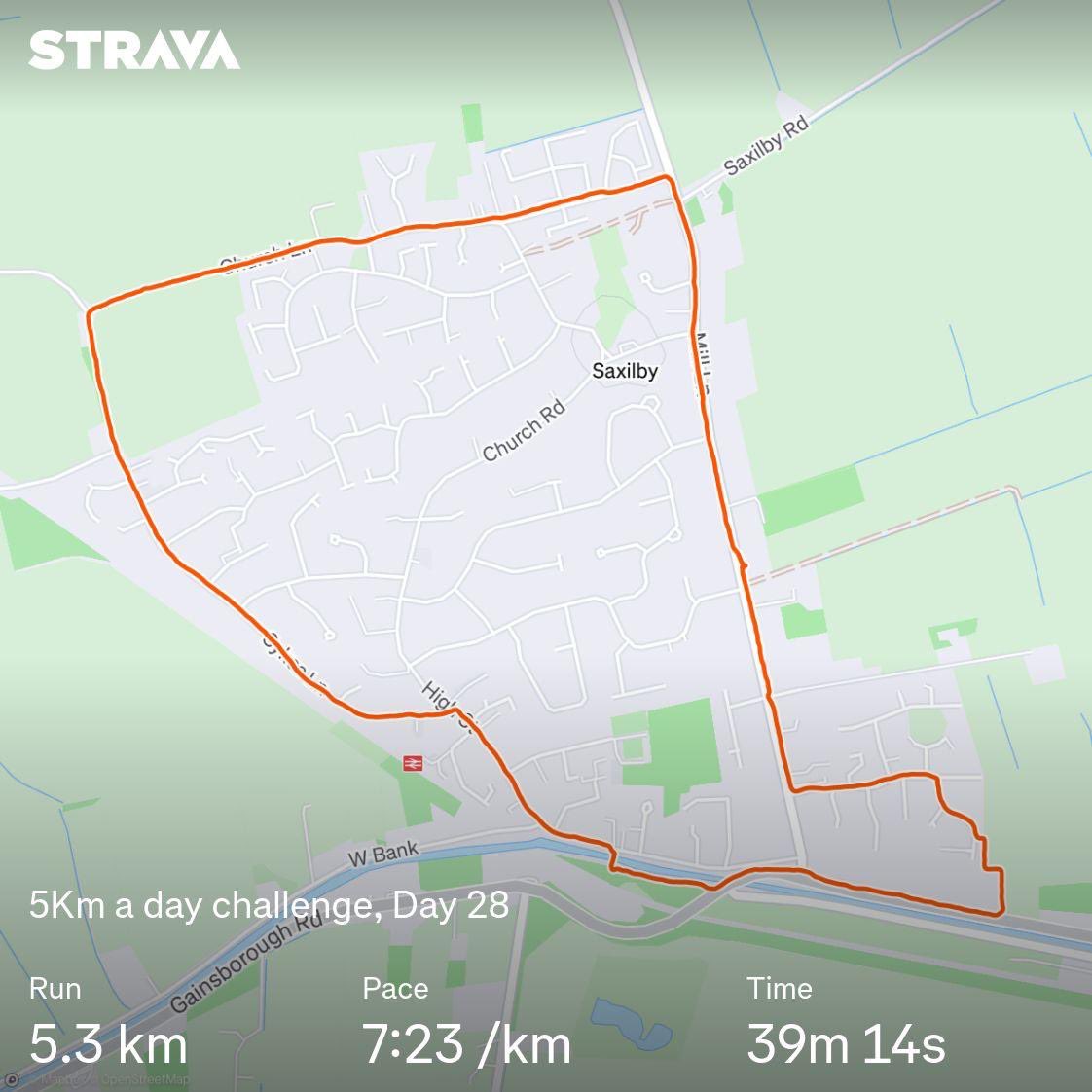 SaxilbyCricket's tweet photo. 1/2. 5km a day, every day in December challenge, Day 28/Week 4 done ✅ 3 days to go 🏃🏽
Donate here: https://t.co/wuqo9Z1bmw
A very steady run today as James was joined by another club member on his 28th run of the challenge. 🧵 https://t.co/fsXuXu33Tt