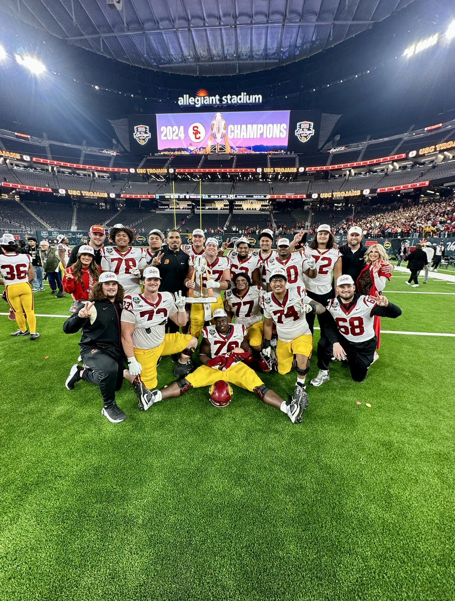 Great WIN-

Proud of the fight and resiliency of this TEAM!

#FightOn✌️