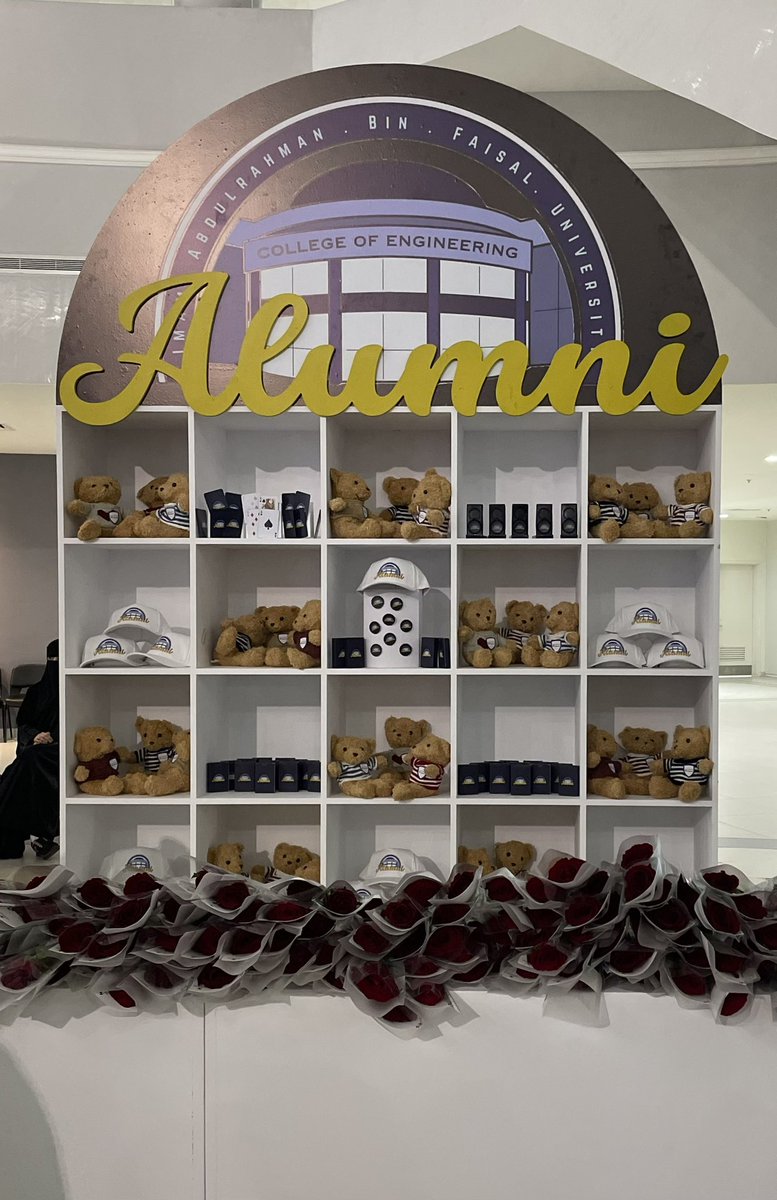 27. 12. 2024 ♥️
لقاء يُسعد القلب، جمعنا بزملائنا خريجي كلية الهندسة والدكاترة الأعزاء في أمسية عشاء مِلؤها الحكايات والنجاح والخبرات 🤍

شكرا لكلّيتنا العظيمة، ولكل من ساهم وعمل على هذا اللقاء المبهج  

Alumni Reunion 2024 💫