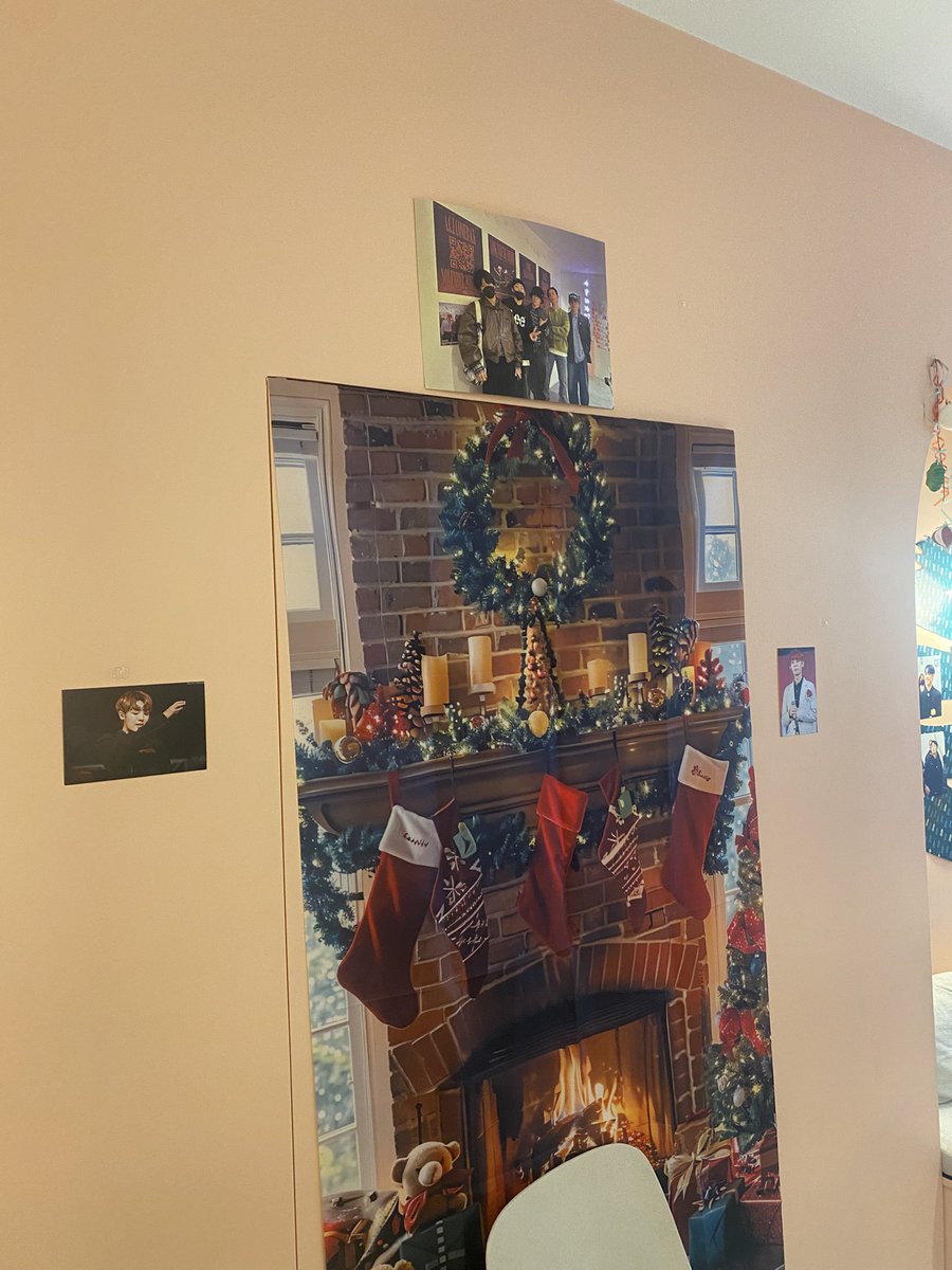 A.C.E in Paris 🥖💌 tweet media