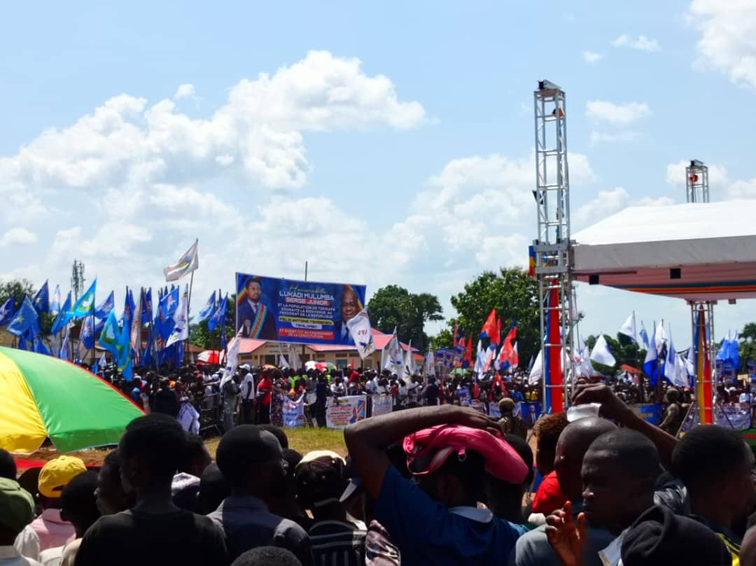 Tshikapa se prépare pour accueillir le Président de la République.

En images , la mobilisation du député Serge-Junior Lukadi élu de Tshikapa .