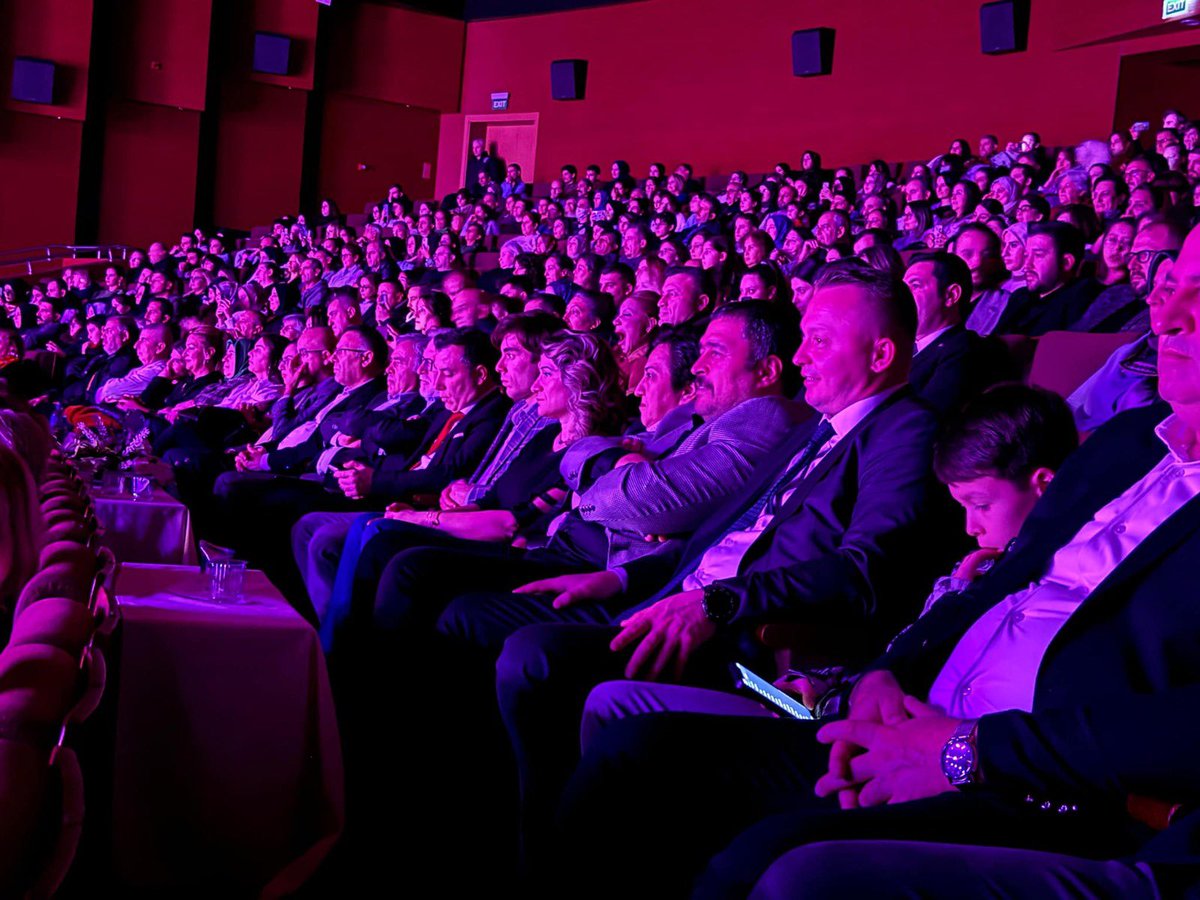 📍BOLU

Ülkü Ocakları Bolu İl Başkanlığı Üniversite Birimi Türk Dünyası Topluluğu tarafından Abant İzzet Baysal Üniversitesi'nde Destanların Dansı Grubu gösterisi gerçekleştirildi.