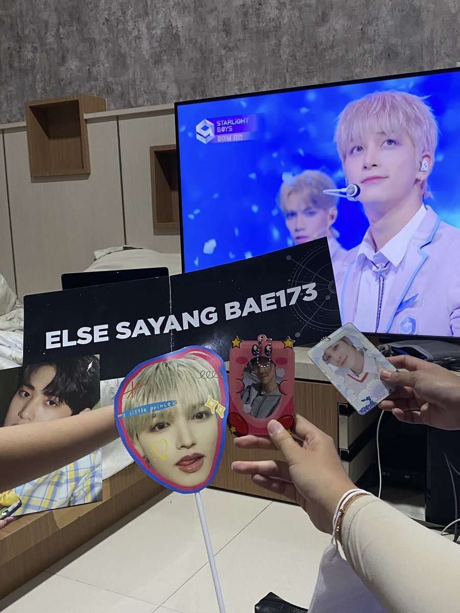hangyulera's tweet photo. we tried really 🥲 anw congrats hangyul!!!!!!! to more endless happiness ahead we will always be here supporting you..💓 https://t.co/VC29W00VGM