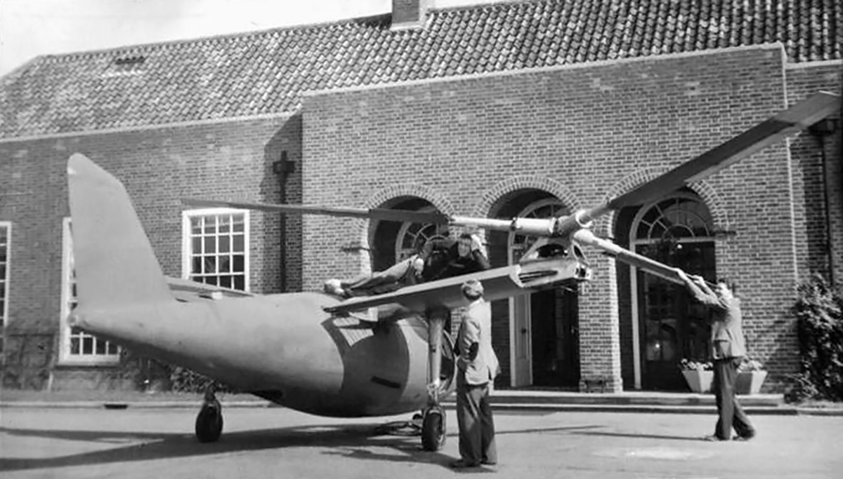 Hush-Kit Aviation News, History & Satire tweet media