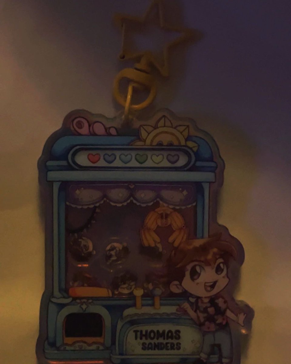 UndeadHellhound's tweet image. The merch has arrived and I love them ^*^

@ThomasSanders #thomassanders #thomassandersmerch #fander #fanders