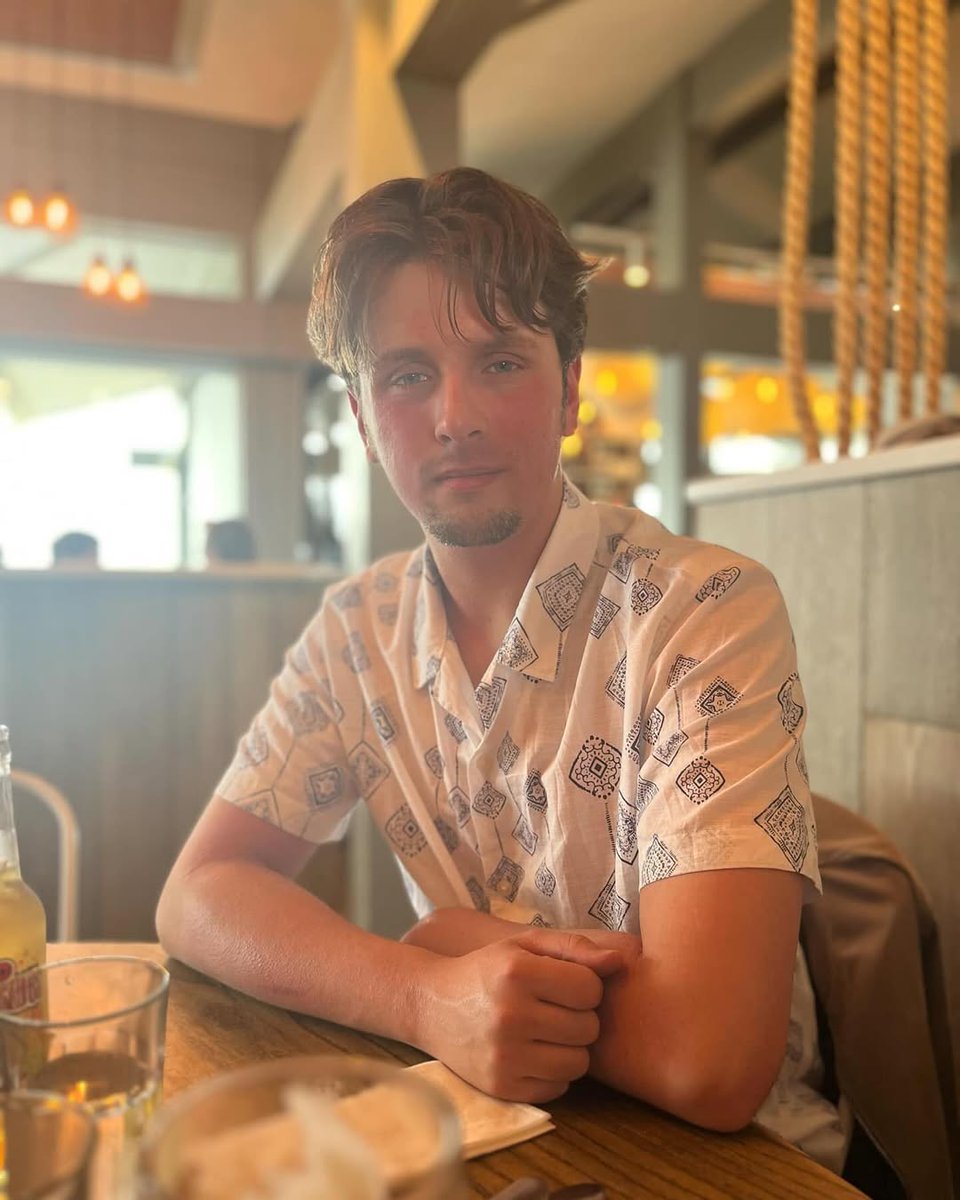 🔁 PLEASE SHARE #MarshallsMatch 🔁 

Marshall, aged 21, is searching for a stem cell donor – but right now there’s not a single match worldwide for him. 

Aged 16-30? Sign up today – you could be a lifesaver: anthonynolan.org/marshallsmatch