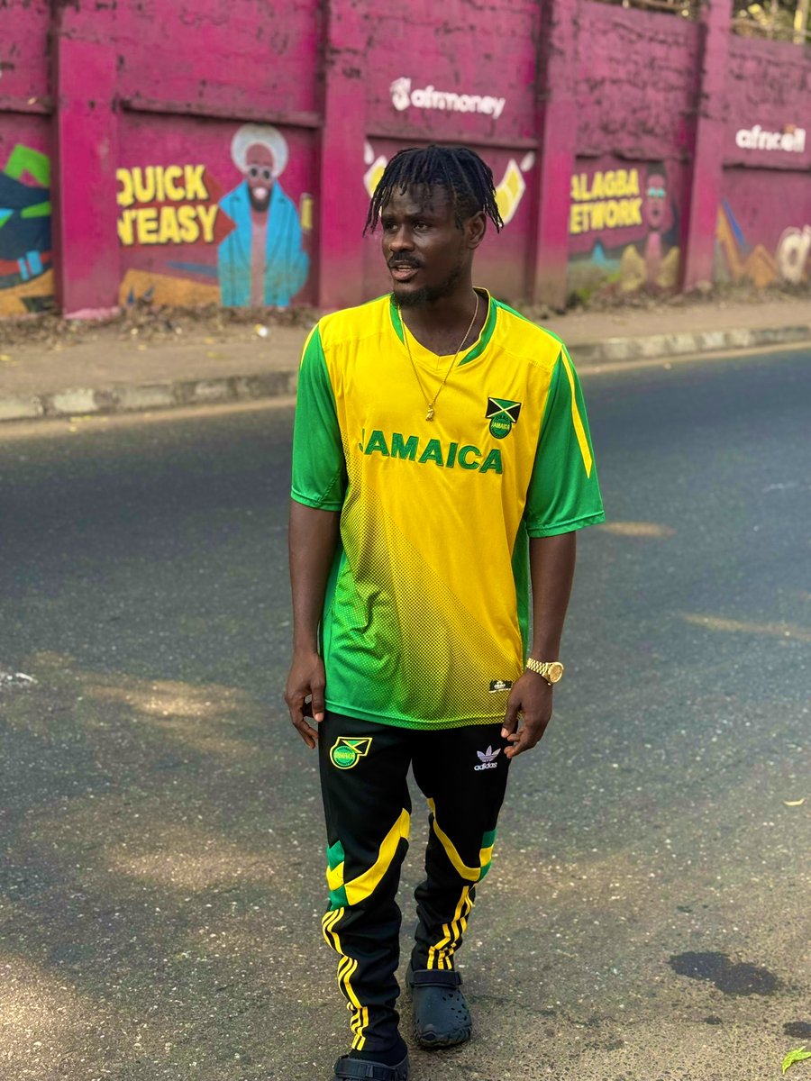 sahidjay10's tweet photo. Mi just ah stay yardie 🇯🇲🇯🇲🇯🇲 https://t.co/CxYWunaLv9