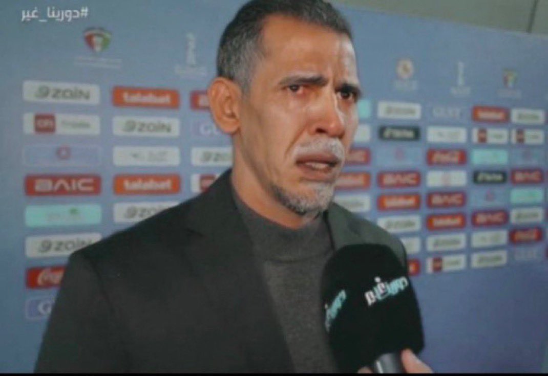 FAlrodhan's tweet photo. وافي كريم وطيب الطبع لكن
لا تختبر فعل السعودي إلى ثار
يجيبك مثل الليل ضافي وداكن
ويجيك مثل الموت ما دونه أسوار
#السعوديه_العراق https://t.co/IxRdeN7ARI