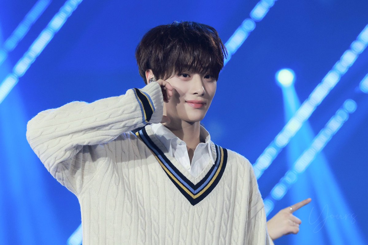 jiwoon_world's tweet photo. 241227 파이널

#남지운 #NAMJIWOON
#프로젝트7 #PROJECT7 https://t.co/YnSbOuIIwV