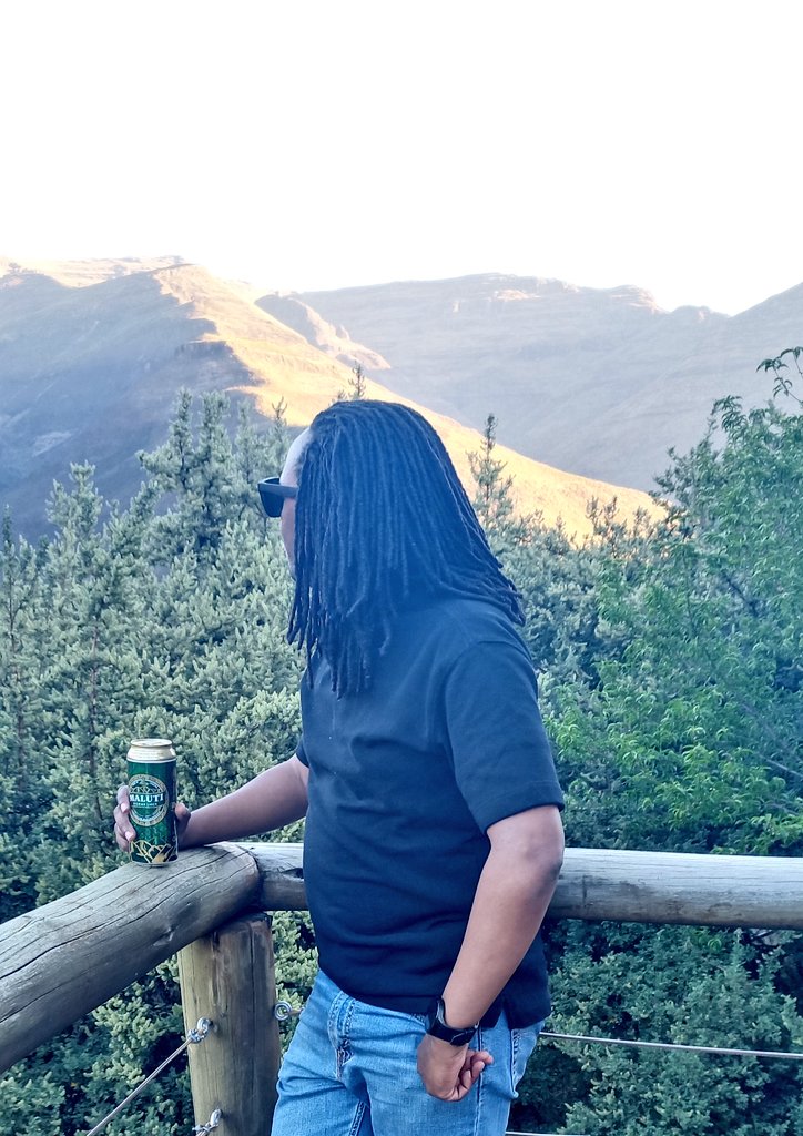 Tboz777FS's tweet photo. #maluti #Lesotho ❤️😎✌️⛰️🇱🇸 https://t.co/pJ0aqcRg9a
