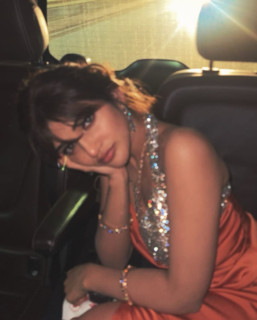 Gf5t0x8XoAAPR__?format=jpg&name=large