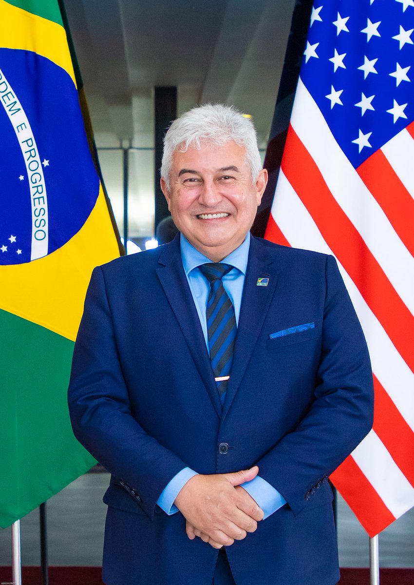 🚨URGENTE: O Senador Marcos Pontes (PL-SP), no fim do ano passado, votou contra a indicação de Flávio Dino ao Supremo Tribunal Federal, alegando que o magistrado seria um político comunista. Pois bem: hoje, foi revelada a informação de que o Astronauta Marcos Pontes (PL-SP)