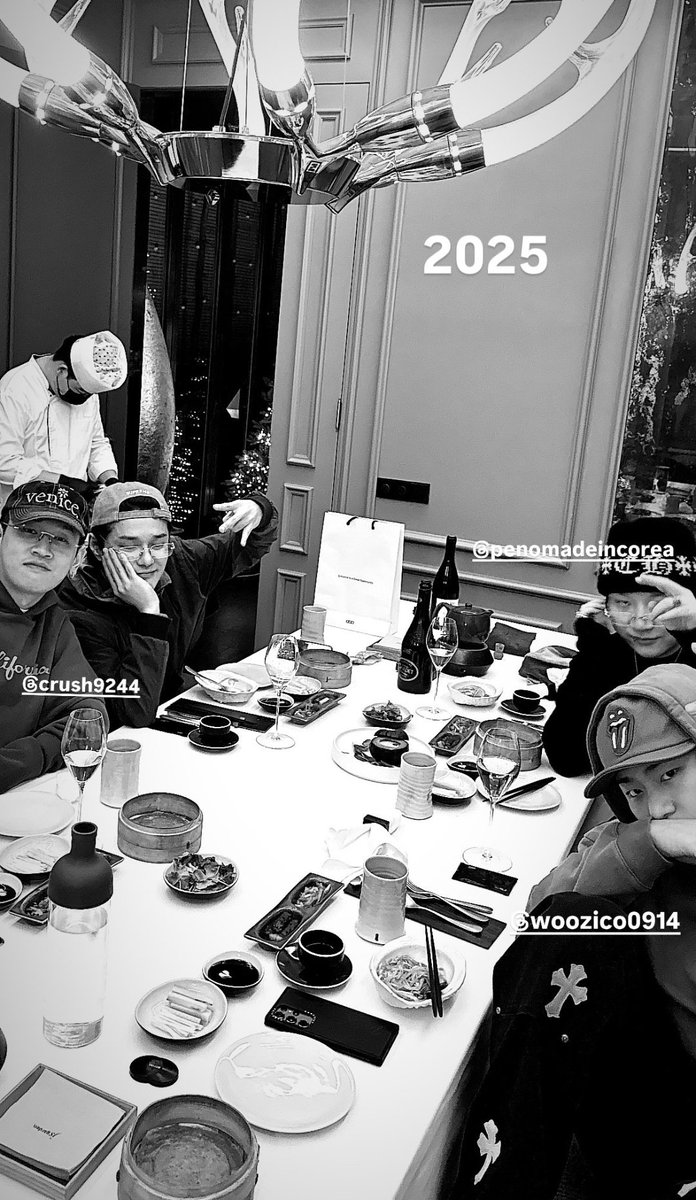 #Cámi

[GIVEAWAY ALERT] 

karena aku seneng banget FANXYCHILD ada hilalnya, aku mau bagi bagi e-wallet buat 2 orang mutualku yang beruntung. 

repost aja yaaa. aku undi hari senin malam 🖤