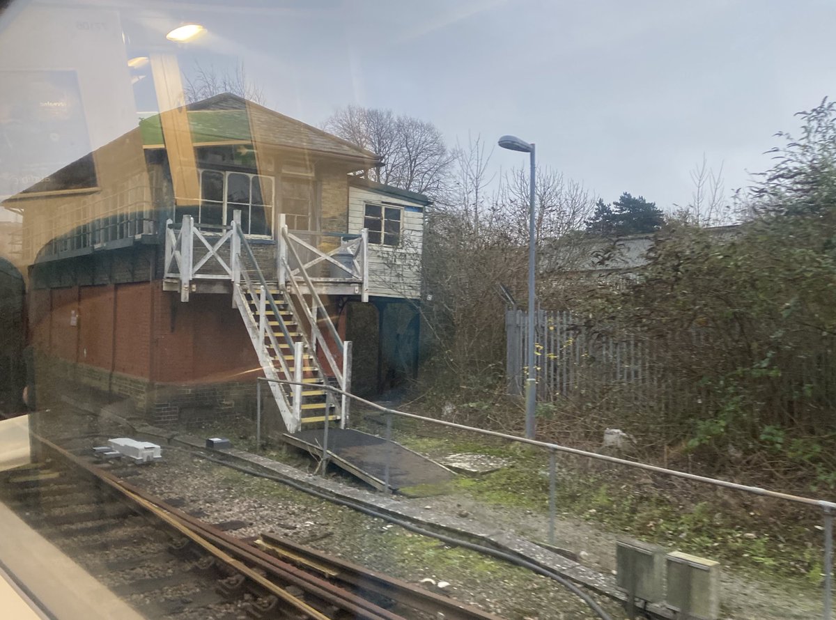MwiingaX's tweet image. What’s the location of this #SignalBox?