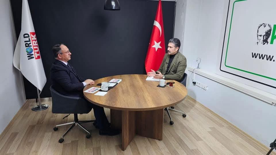 worldturktv's tweet photo. #AKParti Denizli Milletvekili @avcahitozkan , Gazeteci Adem Erdağı ile #Siyaseten'de gündemi değerlendiriyor...
📍#DENİZLİ #WORLDTURK #KENT20TV #CANLIYAYIN
🌐 YAYIN
📸 https://t.co/x1005GJgTA
📸 https://t.co/qmukz7C5X7
📸 Dünyanızın Televizyonu W🌍RLD TURK
@akpartidenizli https://t.co/hVOau0mPhR