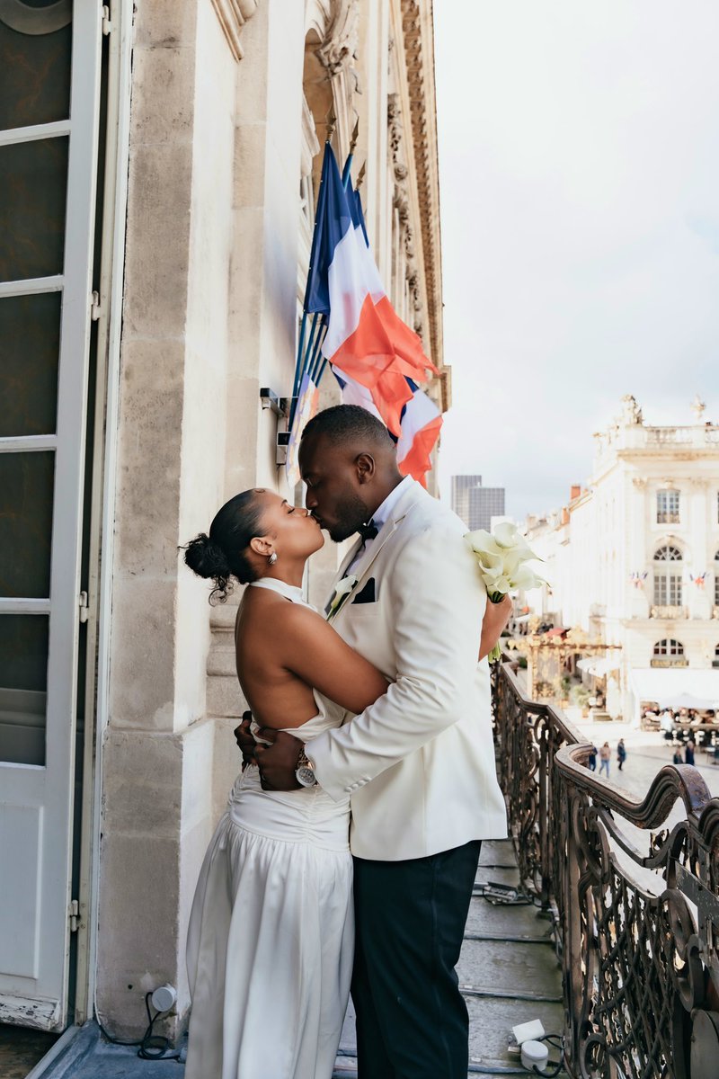 AttorneyF_'s tweet image. Our official wedding pictures came through. 28.09.24 💍🫶🏾
1/4