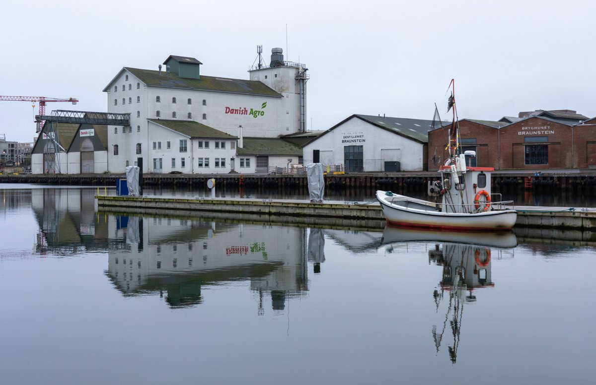 DorteHedengran's tweet photo. A cloudy, drizzly day at the harbour⚓️

#Denmark #SonyAlpha #streetphotography #photooftheday #December28th #SaturdayVibes #SaturdayMood #Saturday #urban

📸Dorte Hedengran https://t.co/zqej4OWn3E