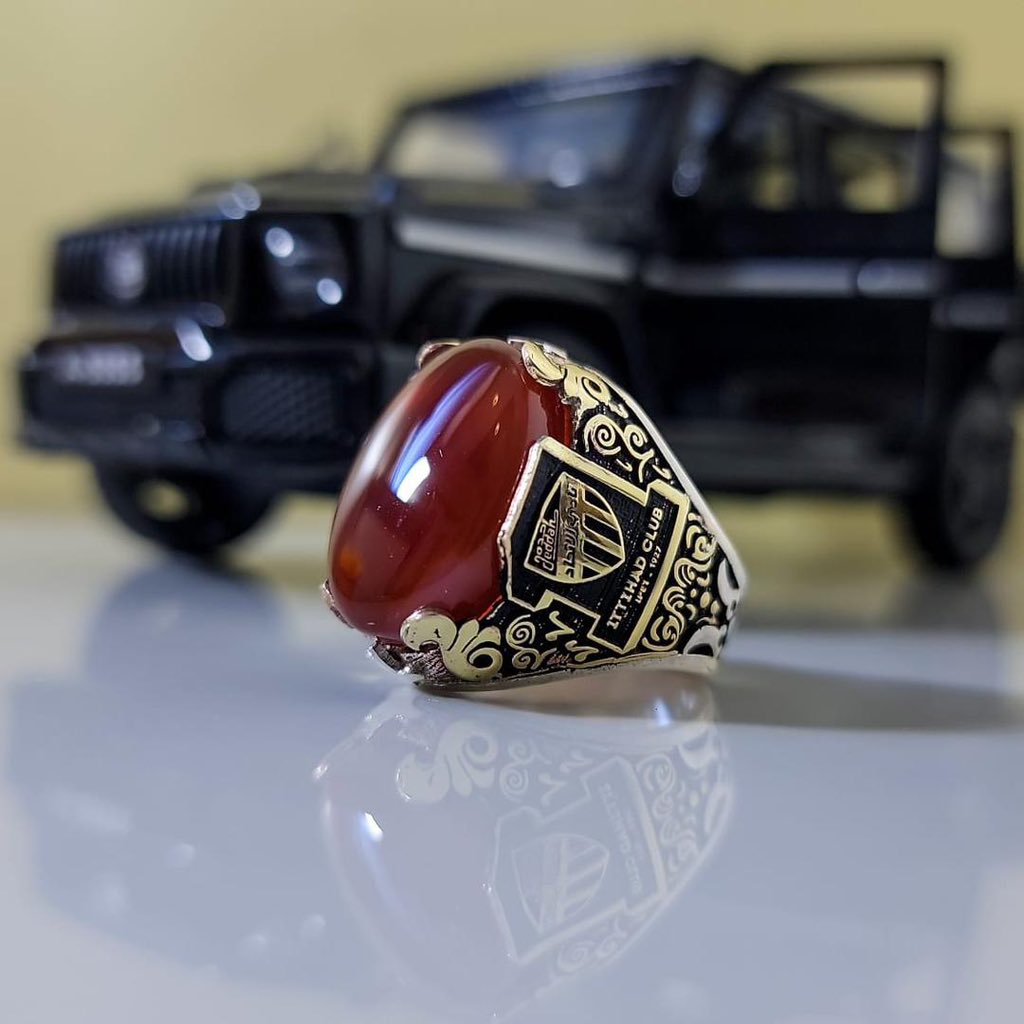 تخيلوا هذا الخاتم الفضه والعقيق الكبدي

وعليه شعار الاتحاد 💛🖤
ب 250 ريال فقط مع التوصيل لسعوديه

اللي يبي يطلب تعال وتس
00967717091295

والله يبارك لي في رزقي 

والله يرزقكم جميعاً 🇾🇪🇸🇦💚💛🖤

#السعوديه_العراق #البحرين_اليمن