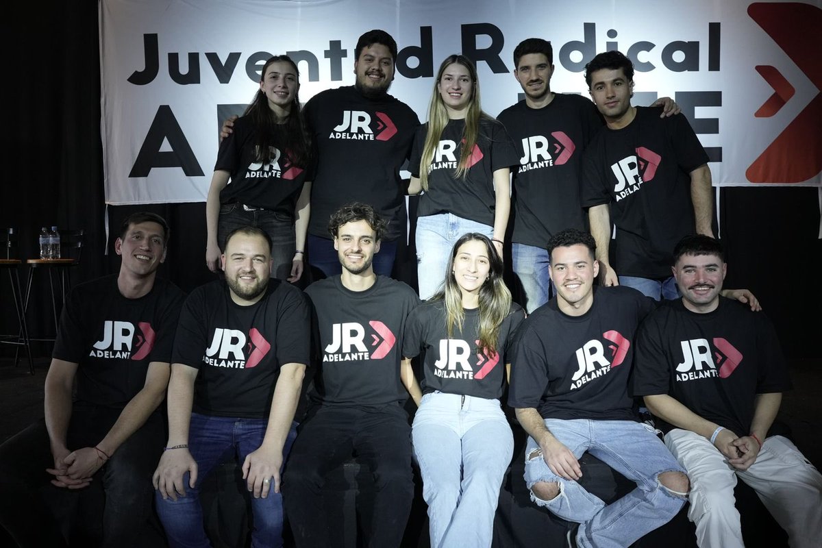 Este partido se juega con los pibes/as de las inferiores.

Felicitaciones y espalda con espalda en lo que viene.

Adelante <a href="/TedescoRocioA/">Ro Tedesco</a> <a href="/LucassBritezzz/">Lucas Britez</a>  ¡Vamos <a href="/JRAdelanteBA/">JR Adelante Bs As</a>!
