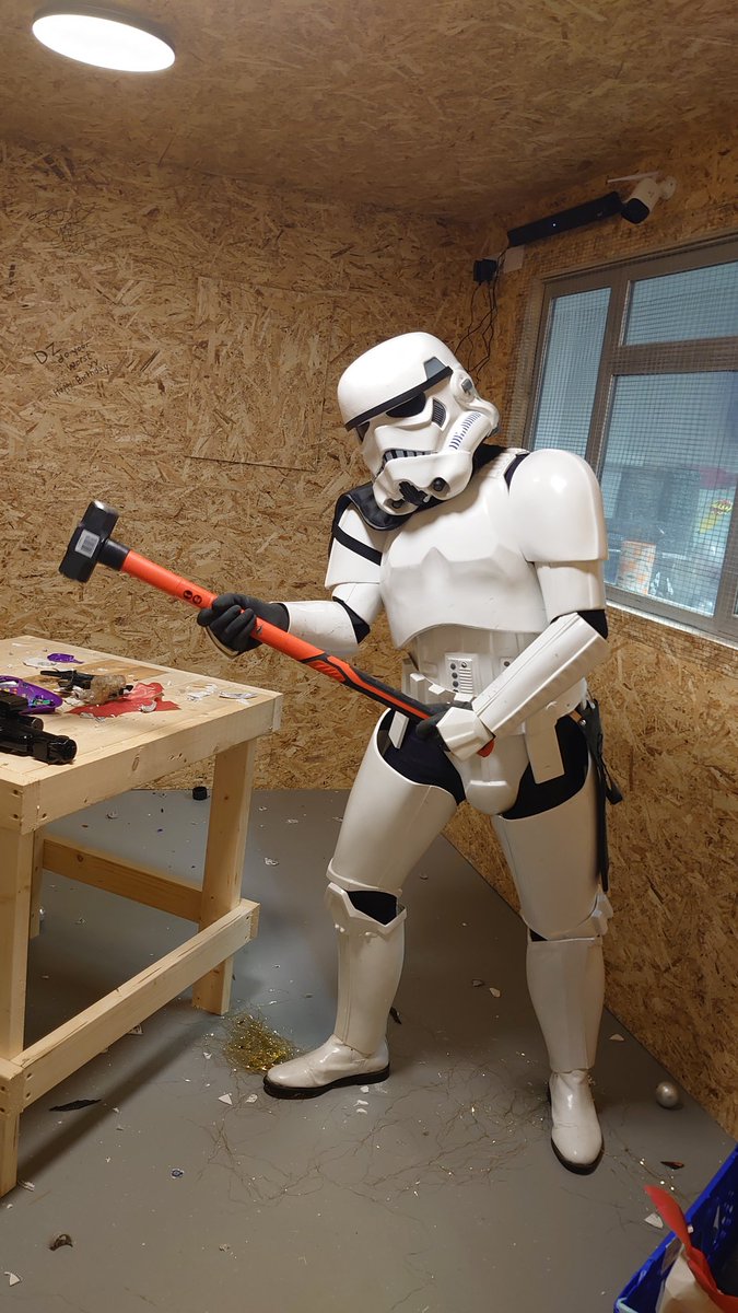 alvinsimonds's tweet photo. Stormtrooper went to a rage room https://t.co/joG16KPU4r