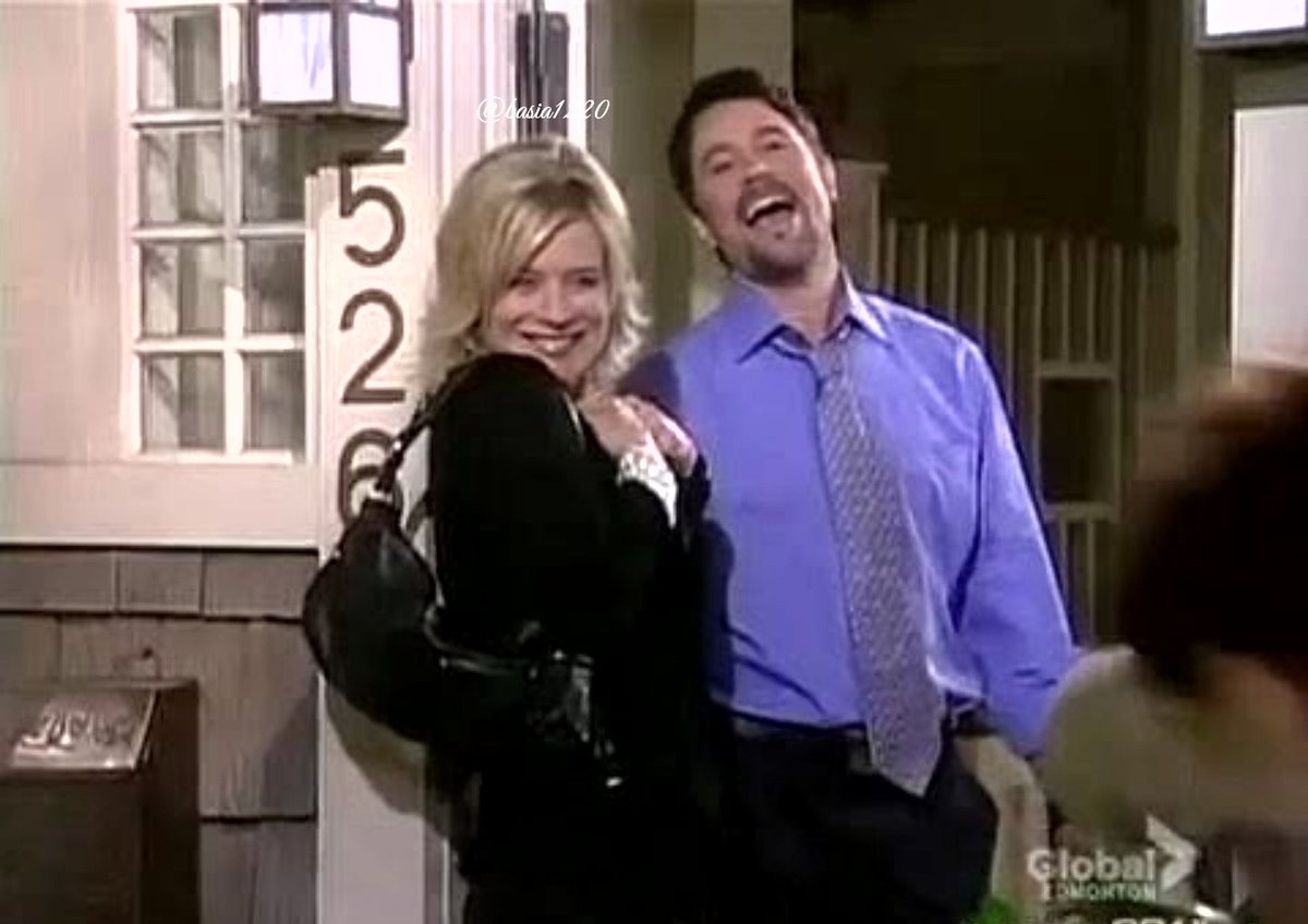 basia_barb's tweet image. Cute &amp;amp; Sweet photo of MaryBeth Evans with her onscreen brother Peter Reckell🥰
#MaryBethEvans #PeterReckell #KaylaBrady #BoBrady
#Days #DOOL #DaysofourLives