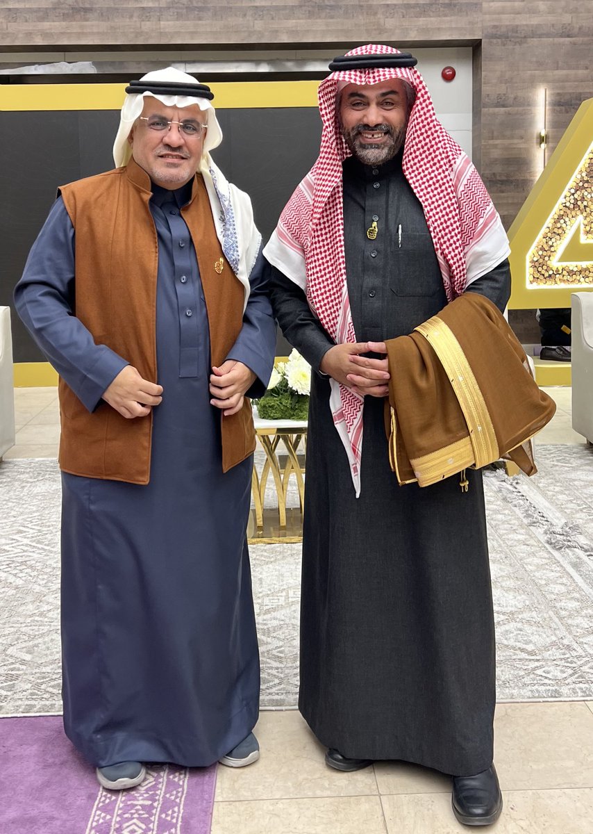 #جائزة_بصمه_7_2024
سعدت بلقاء سعادة مدير عام تعليم منطقة حائل
الأستاذ :  عمر بن هجاد الغامدي <a href="/omaralghamdi3/">عمر هجاد الغامدي</a> 
في حفل #جائزة_امير_منطقة_حائل_بصمه