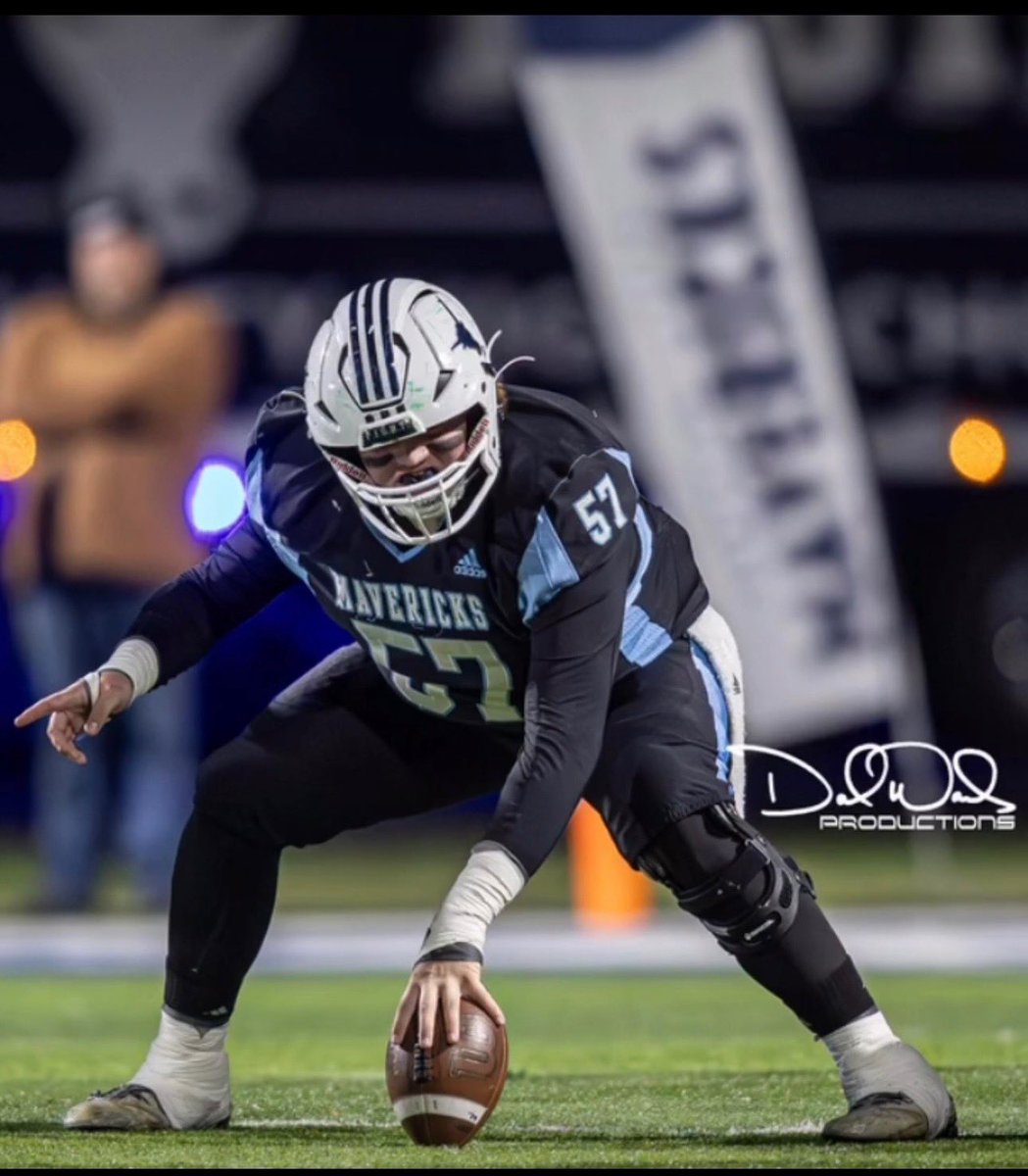 Ty Murphy #57 (OL, Center) tweet media