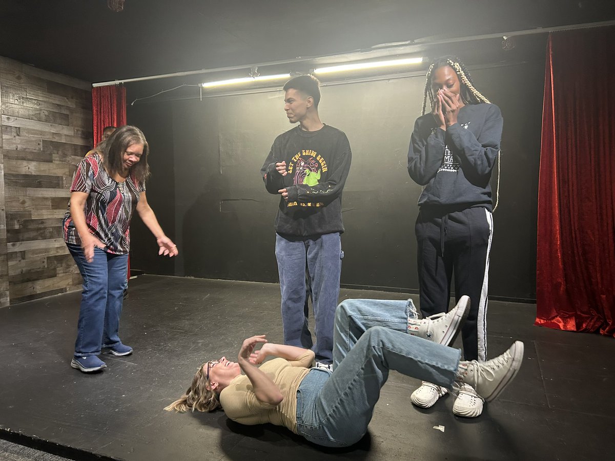 Held2gether's tweet photo. Here are snapshots from our free workshop earlier this month! 

We have another FREE Intro to Improv Workshop coming up next month! If you’ve ever wanted to test the improv waters in the new year now is your chance! Sunday January 26th 10am-1pm. Register through our website. https://t.co/OdyMy6Lk1p