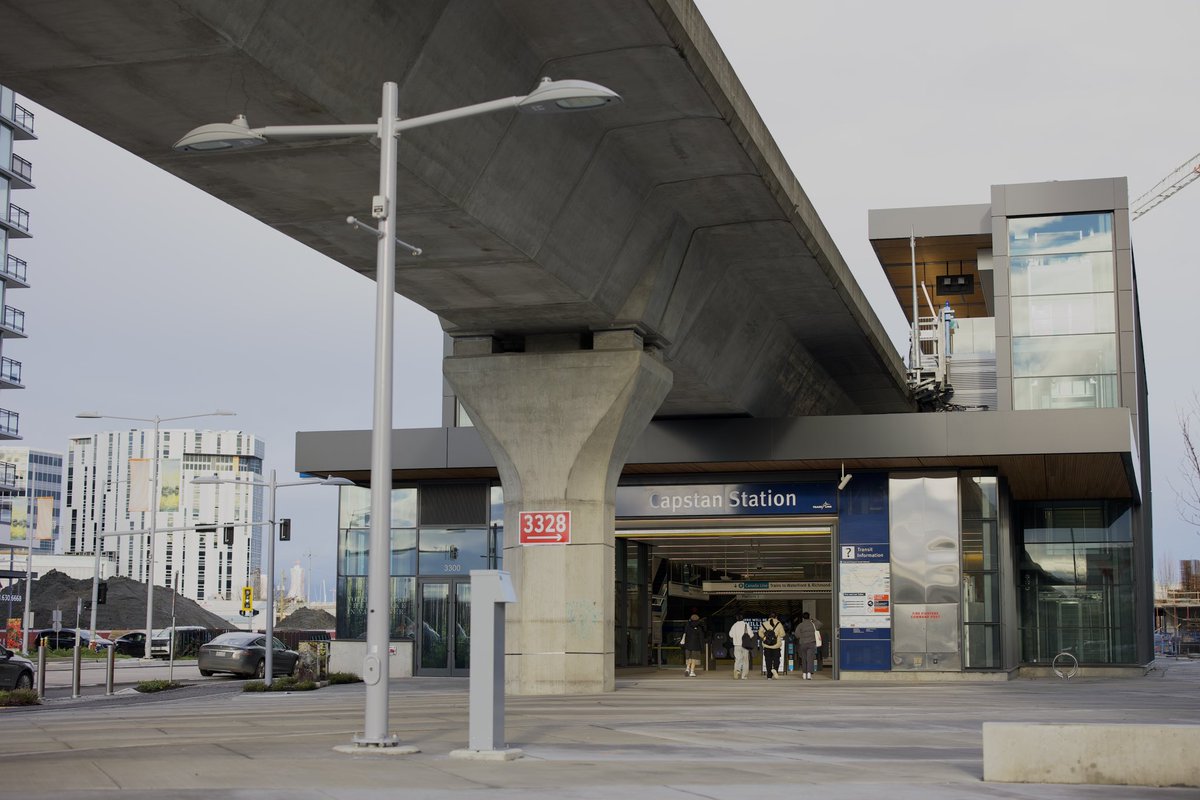 gotovan's tweet image. 12月20日、リッチモンドに新たに追加されたカナダラインの「Capstan駅」。#translink #canadaLine #capstan