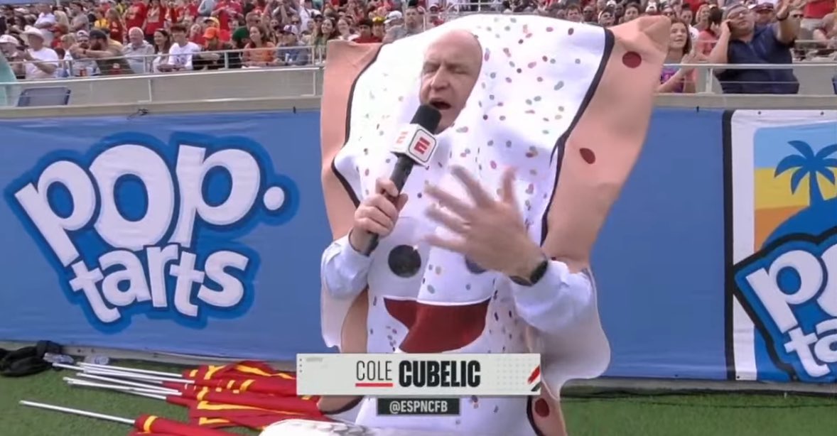 sighsamuel's tweet image. The European mind can’t comprehend the #PopTartsBowl