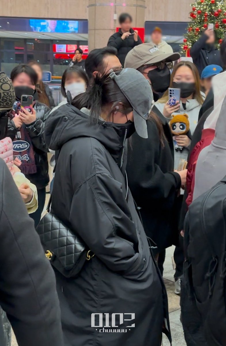 2024.12.25 GMP

🎧

#뉴진스 #NewJeans #민지 #Minji #ミンジ