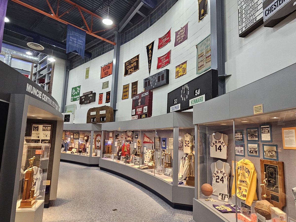 KyleNeddenriep's tweet photo. Fun to check out the refurbished @HoopsHall between sessions. So much history in here. https://t.co/yDslaVW5iE