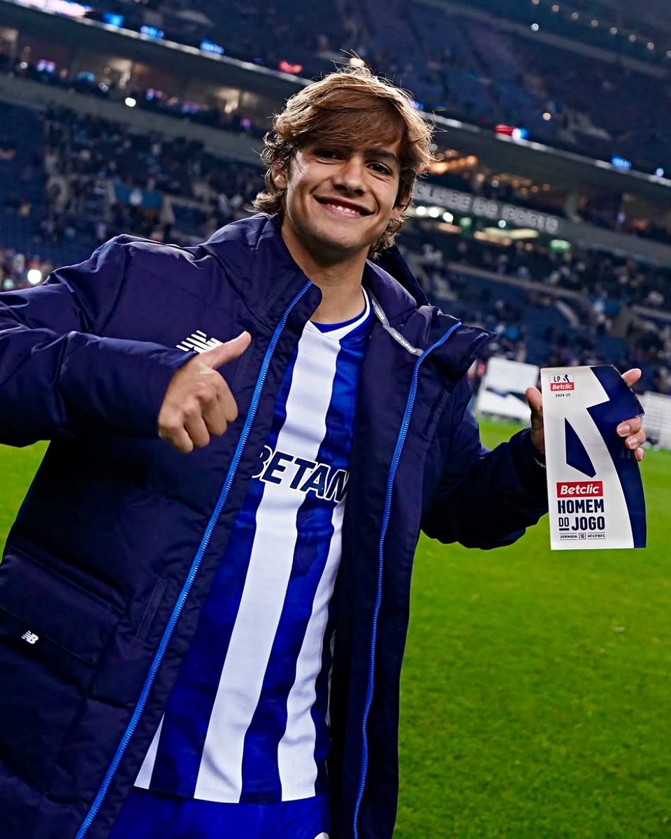 2 titularidades: 2 golos, 2 assistências, 2x eleito o melhor em campo 💎