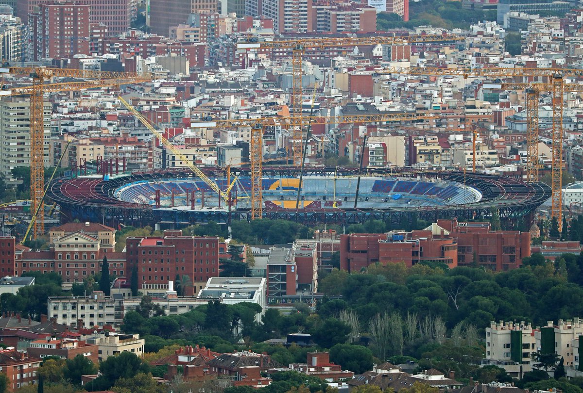 🔜‼️ "TIENE UNA BUENA PREVISIÓN. El futuro es mucho mejor que lo que hay ahora"

"El Camp Nou, quitarse jugadores con salarios altos, tener jugadores sin amortización... A priori, solo iría a mejor económicamente"

📻👔 Jose Miguel Peñas, economista, en #ElLarguero