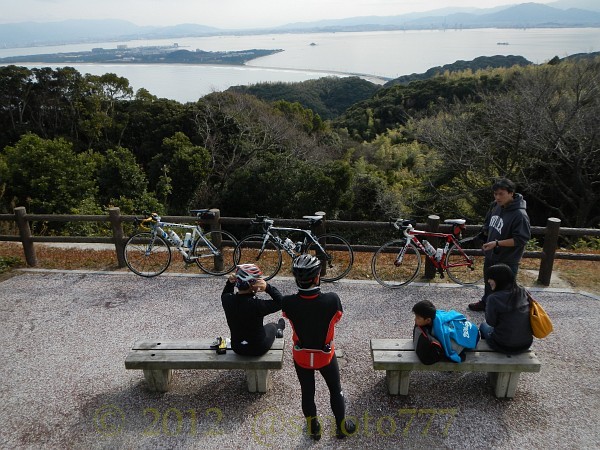 smoto777's tweet photo. 9年前の今日も12年前の今日も元気にクソ寒い中自転車で走ってたのか。どこにそんな元気があったんやろか？もうそんな元気見つからんわ(苦笑 https://t.co/VEnojN3pLZ
