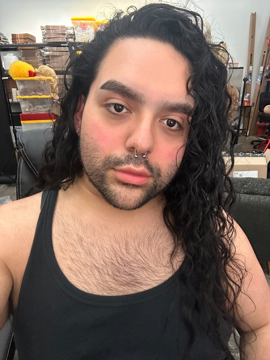 Twink bear masculine non binary vers inbetweenie CD 🧸😵‍💫