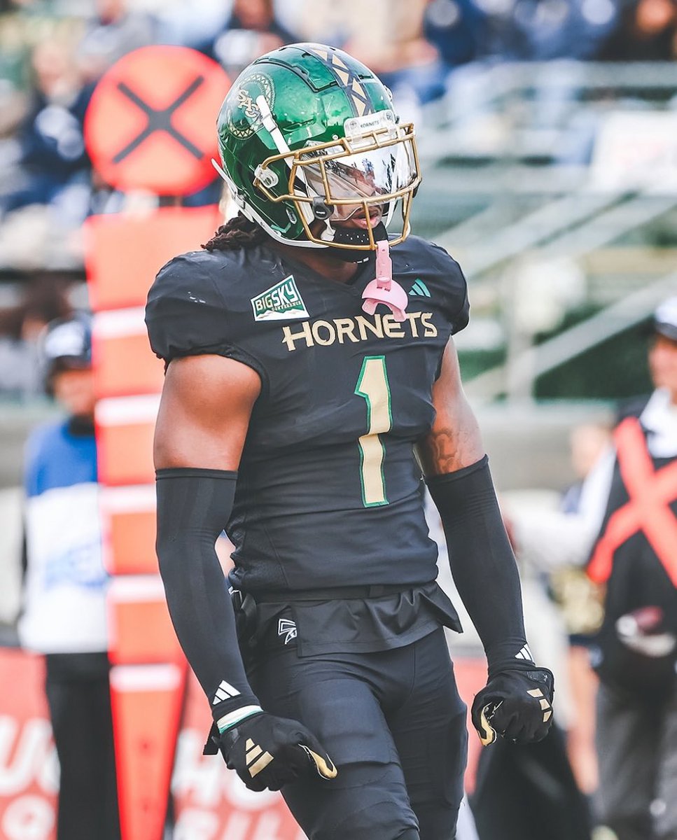 swervmurv's tweet photo. Due to the new NCAA ruling I have decided to enter my name into the transfer portal as a Grad transfer with one year of eligibility left. 2024 Stats: 51 Tackles, 2.5 TFL, 2 INT, 7 PBUs. (2024 Phil Steele Mid Season All American). Recruitment 100% open❗️ https://t.co/tjElv5R0LJ