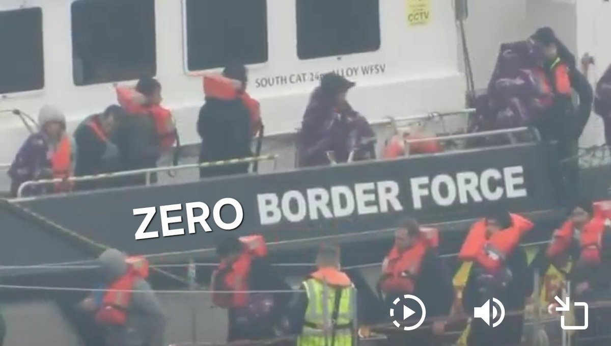 AuthorDeanJ's tweet photo. @Nigel_Farage https://t.co/65MaW5skhv