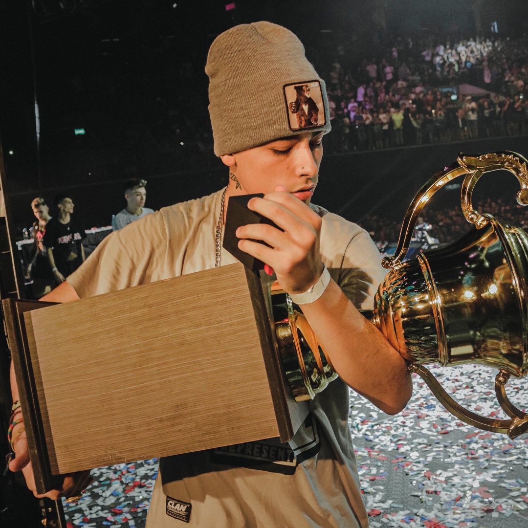 El campeón de FMS más joven.
No ganó una batalla recién hasta la cuarta fecha.
El chico que pasó del descenso, a lo más alto del circuito.

Se cumplen 5 años del campeonato de <a href="/TruenoOficiaI/">TR1 ⛈</a> ⚡️