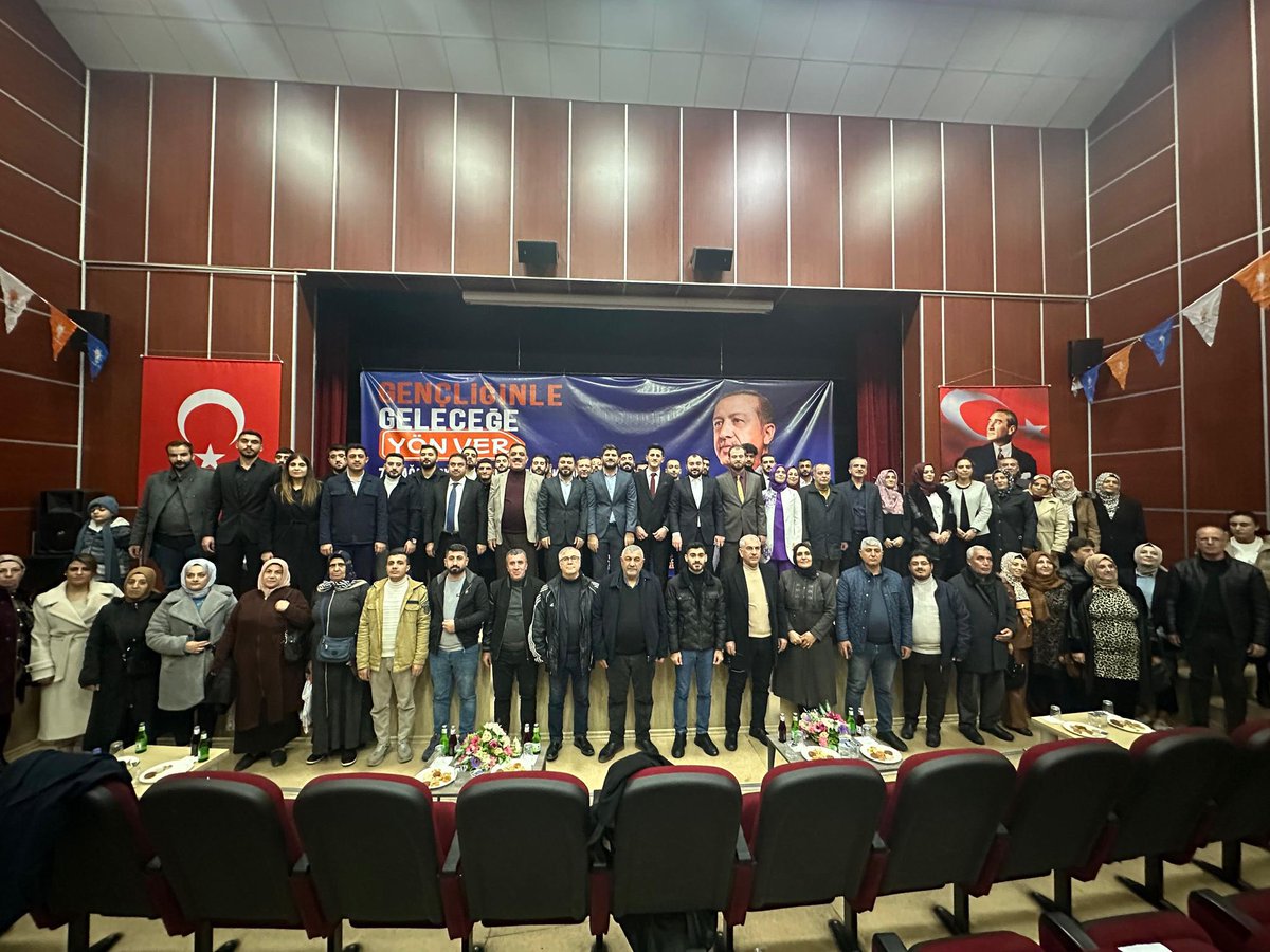 📍Kayapınar 

Genel Merkez Gençlik Kolları Başkan yardımcımız <a href="/makifagirman/">Mehmet Akif AĞIRMAN</a>’ ın katılımlarıyla, Kayapınar 7. Olağan Gençlik Kolları kongremizi gerçekleştirdik.🚀

İlçe Gençlik Kolları Başkanımız Ahmet Eraslan’a yeni görevinde başarılar diliyoruz. 🙏