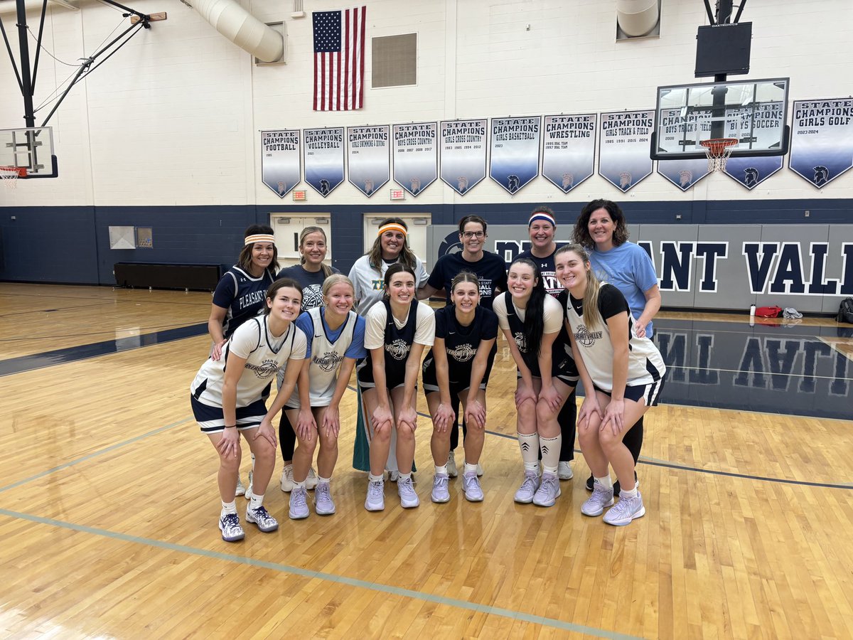 Pleasant Valley Girls Basketball tweet media