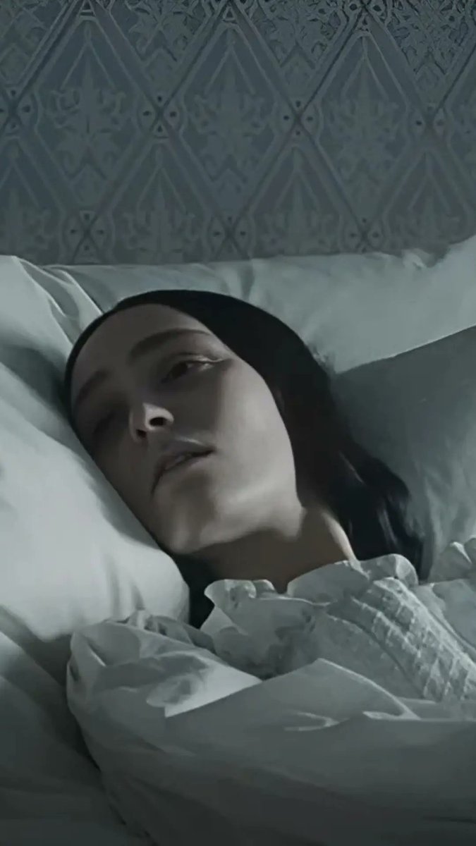 blairemsick's tweet photo. Have not seen any conversations about the amazing pillow set ups in Nosferatu 😍😍😍 https://t.co/et8WMy8OI5