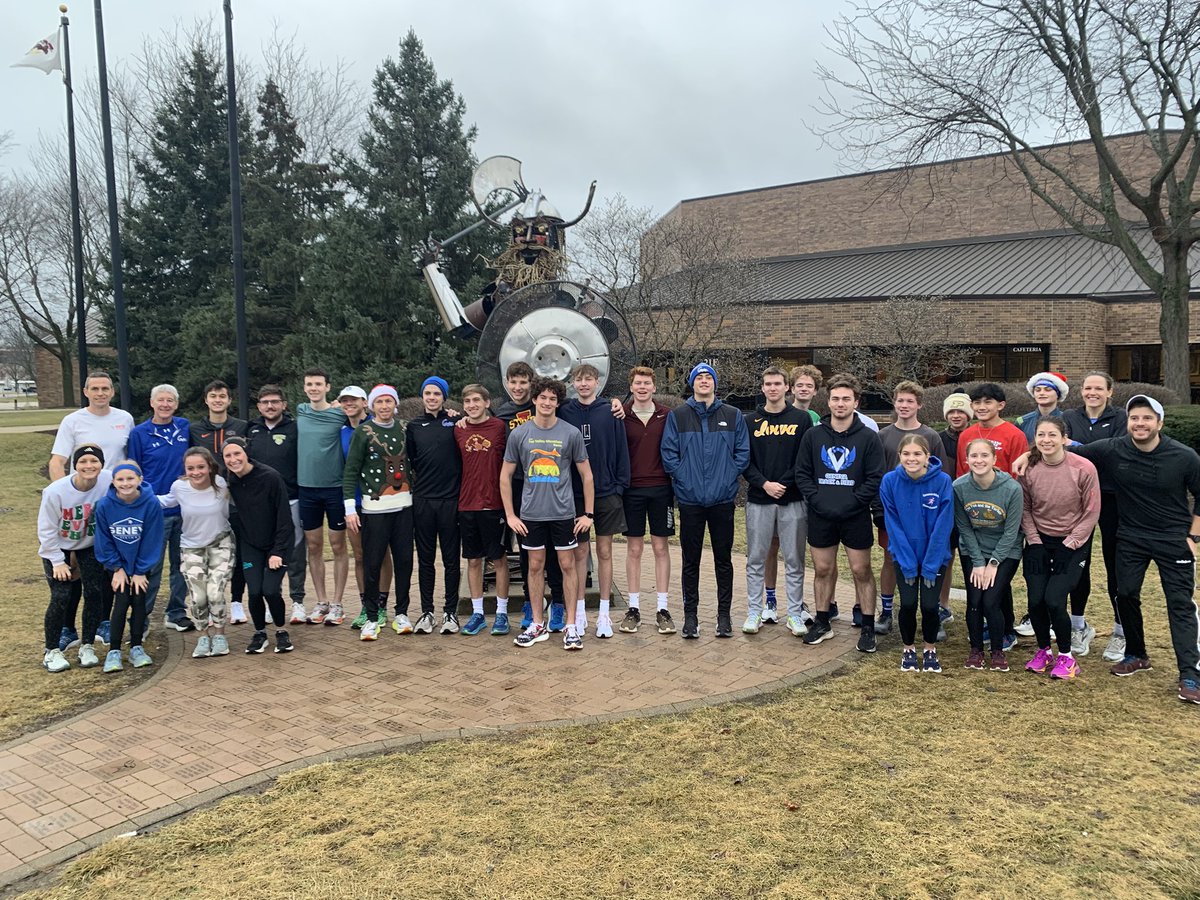 It was another wonderful GVXC Alumni run today.  Maybe our best turnout ever.  We had alumni going back to ‘05 and ‘08, along with a group of current, and maybe even future Vikings runners! 
Great to see how the grads are doing and share classic stories and memories! 
💙GVXC💙