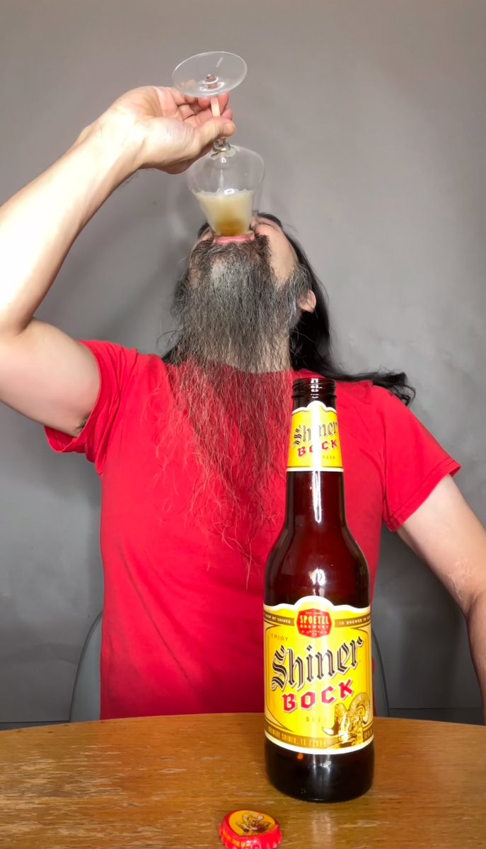 ysnrmsd1's tweet photo. ビール一気飲み Beer Chug
シャイナーボック
Shiner Bock 
#beerchug 

https://t.co/tMyu4cc8dE https://t.co/C2CVWaCNYB