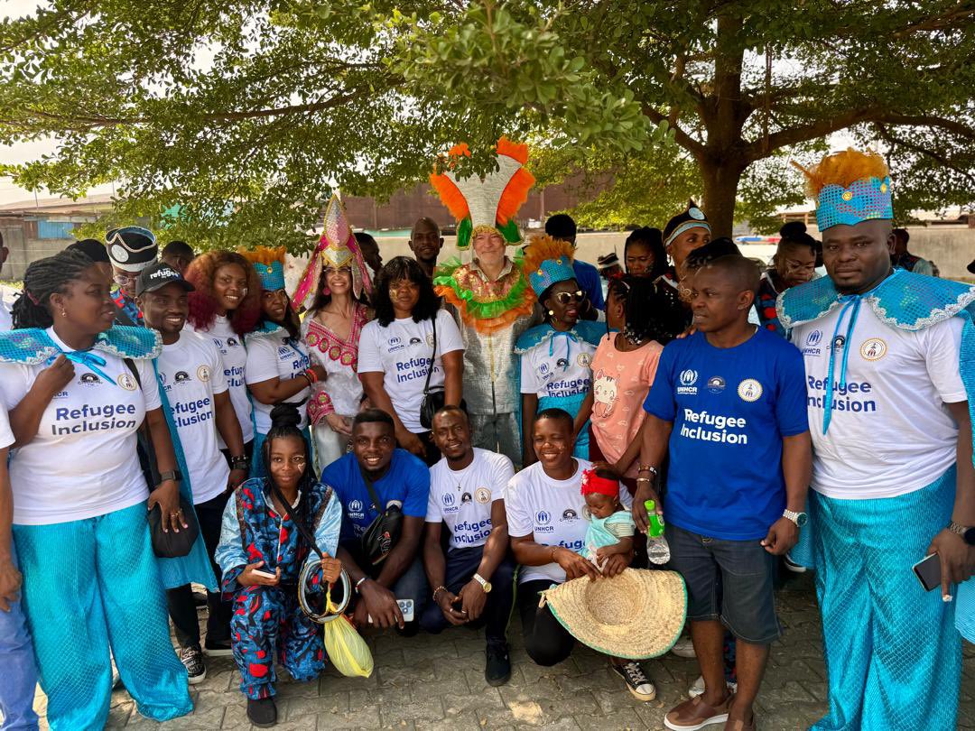 GautierMignot2's tweet photo. Before joining the #CalabarCarnival2024 , we went with our colleagues from @unhcrnigeria to greet Camerunese refugees. It was great to hear their stories of socioeconomic inclusion into local communities and then see them parading in the Carnival! https://t.co/4aFm0TEWXI