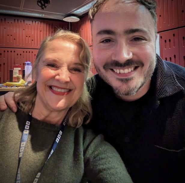 Ben Gernon (@gernonben) on Twitter photo So much fun today <a href="/BBCRadio3/">BBC Radio 3</a>
<a href="/drsarahwalker/">Sarah Walker</a> and I Building a Library
Hope you enjoy listening x So much fun today <a href="/BBCRadio3/">BBC Radio 3</a>
<a href="/drsarahwalker/">Sarah Walker</a> and I Building a Library
Hope you enjoy listening x