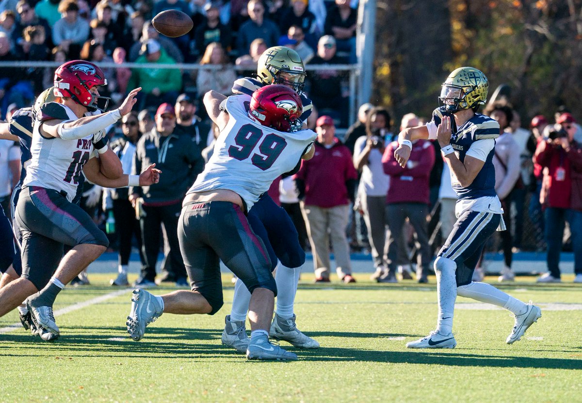 Tom Moore tweet media